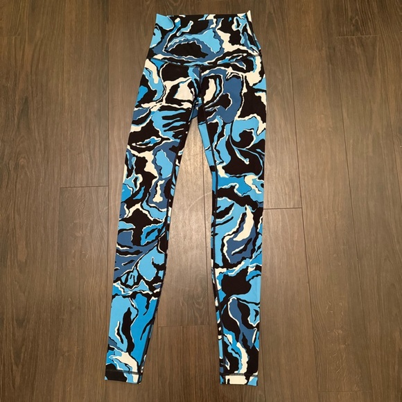 Lululemon Wunder Under Pant (Hi-Rise) Boom Bloom Beach Blanket Blue Ice Milk - Picture 3 of 8